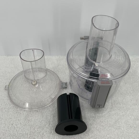 Veggie Bullet Main Bowl w/Pusher 2 Lids VB-102 Replacement Parts 2D 1D - Picture 1 of 15